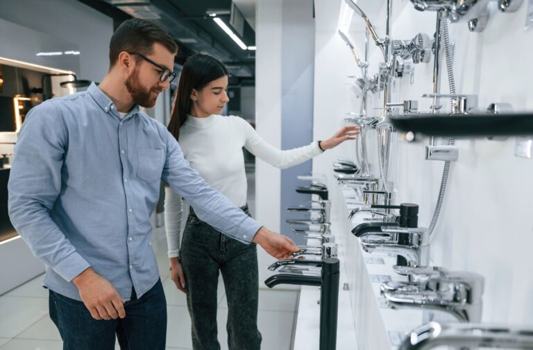 Choosing the Perfect Kitchen Sink & Faucet Combo for Your Home